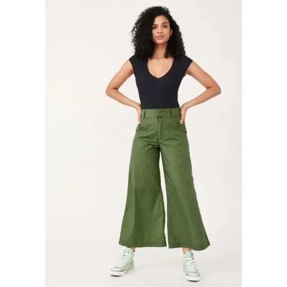 Free People FP Women'S 10 Menorca Green High Rise Waisted Crop Pants Flare Leg - Picture 1 of 9